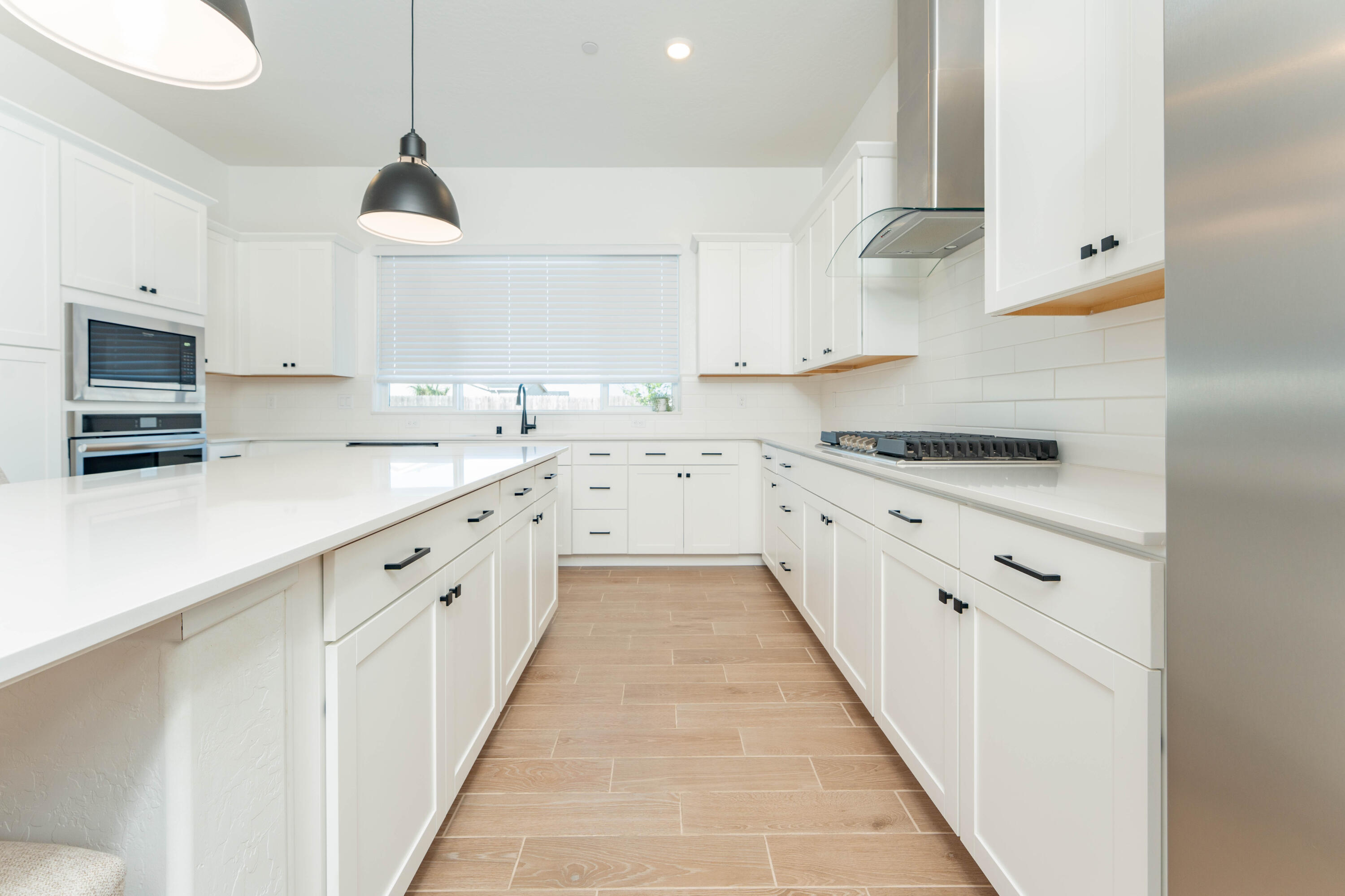 3811 N Santa Fe St, Visalia, CA 93292