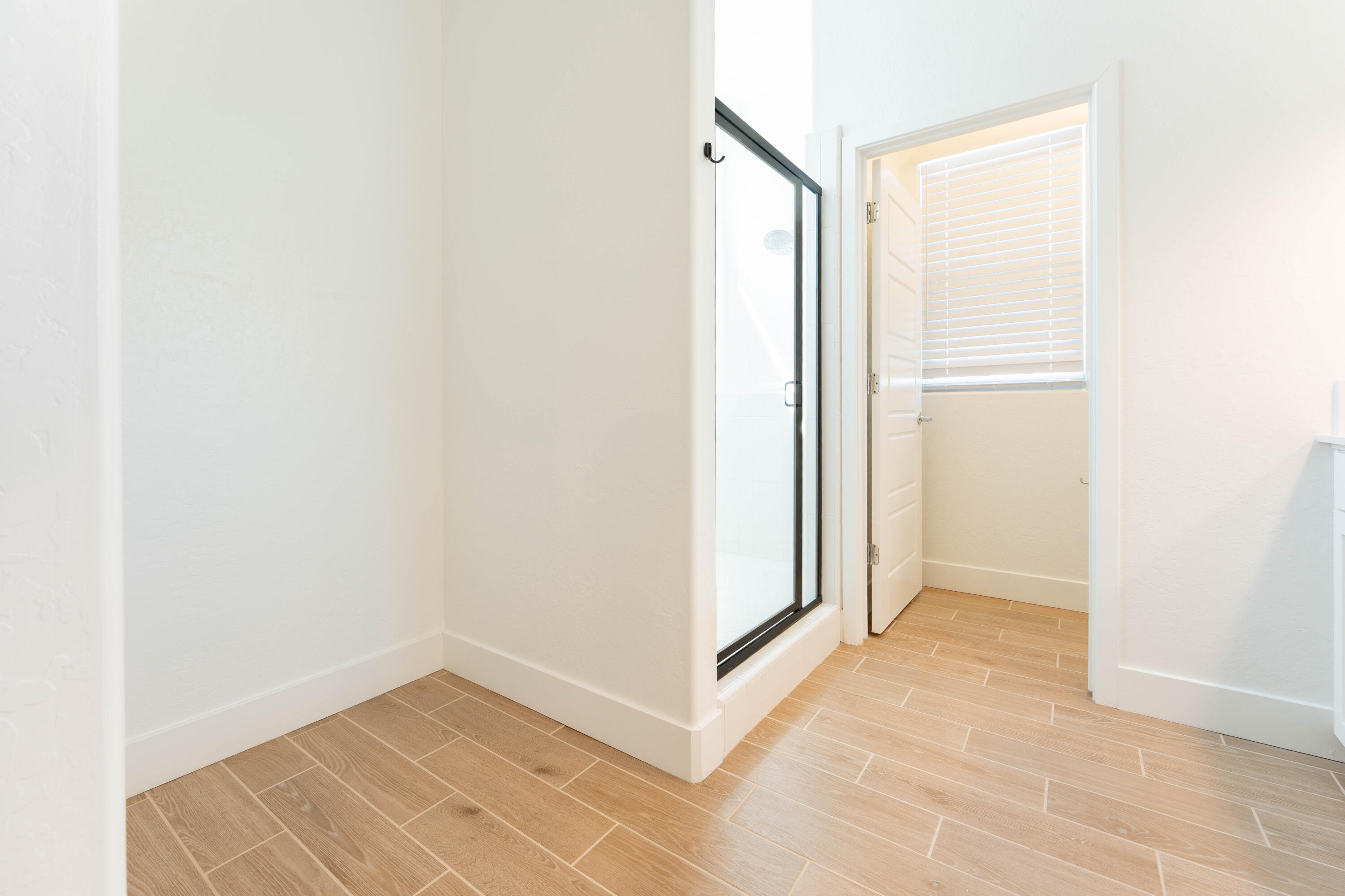 3811 N Santa Fe St, Visalia, CA 93292