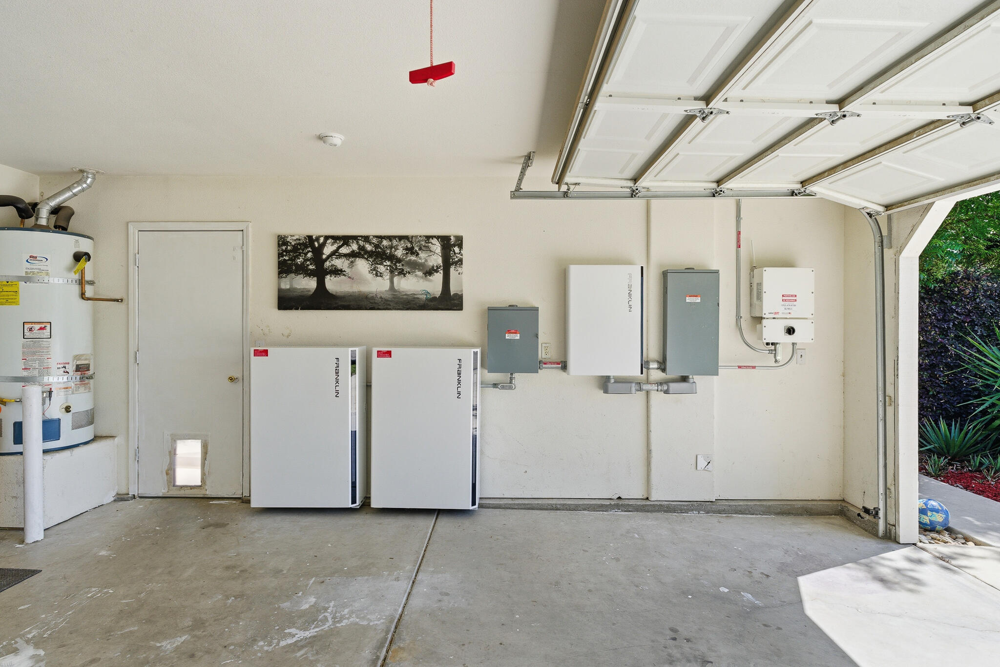 5240 W Wren Ct, Visalia, CA 93291