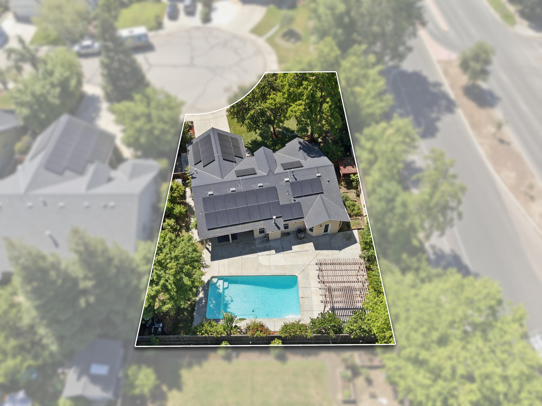 5240 W Wren Ct, Visalia, CA 93291