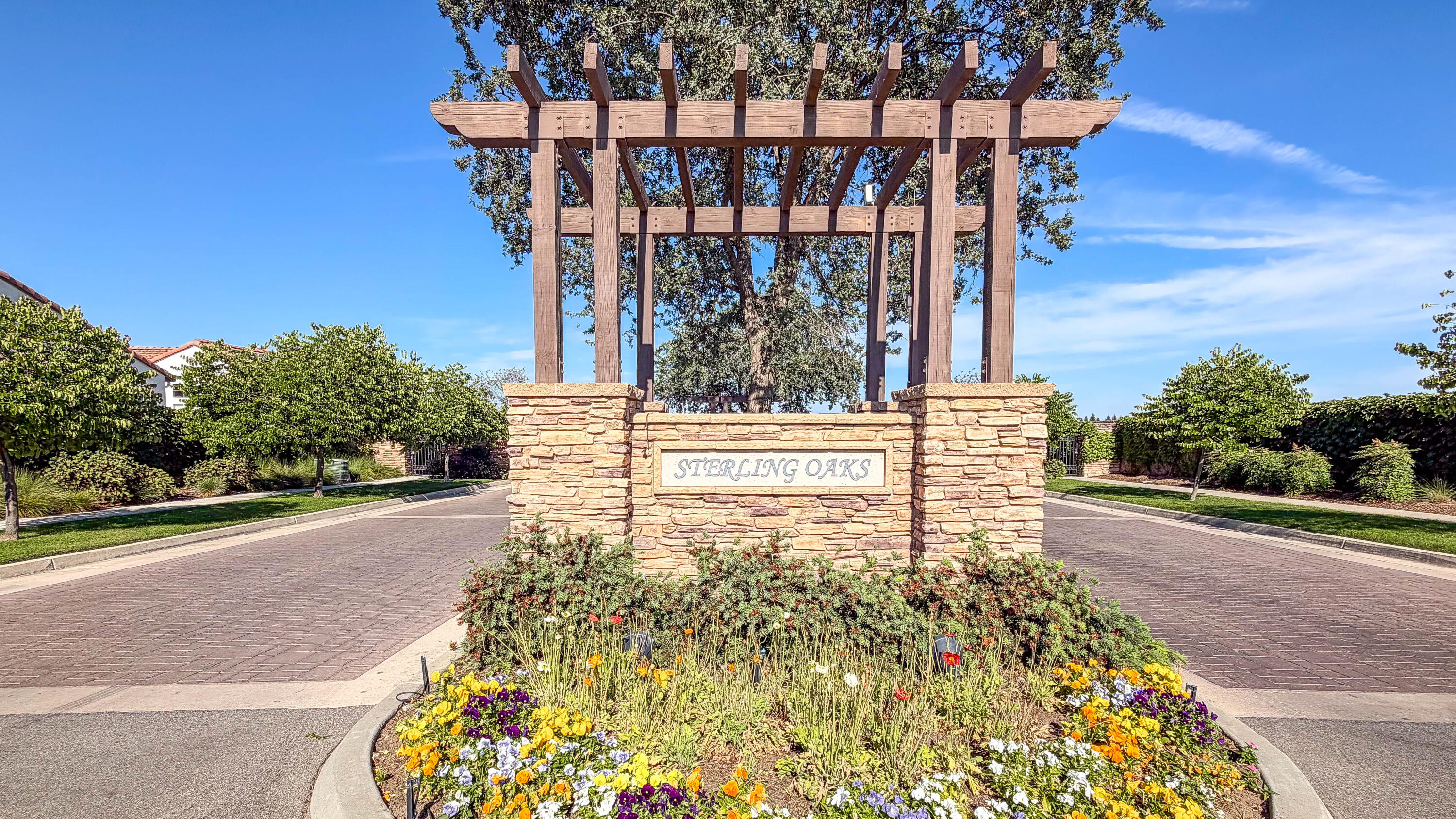 2624 N Leila St, Visalia, CA 93291